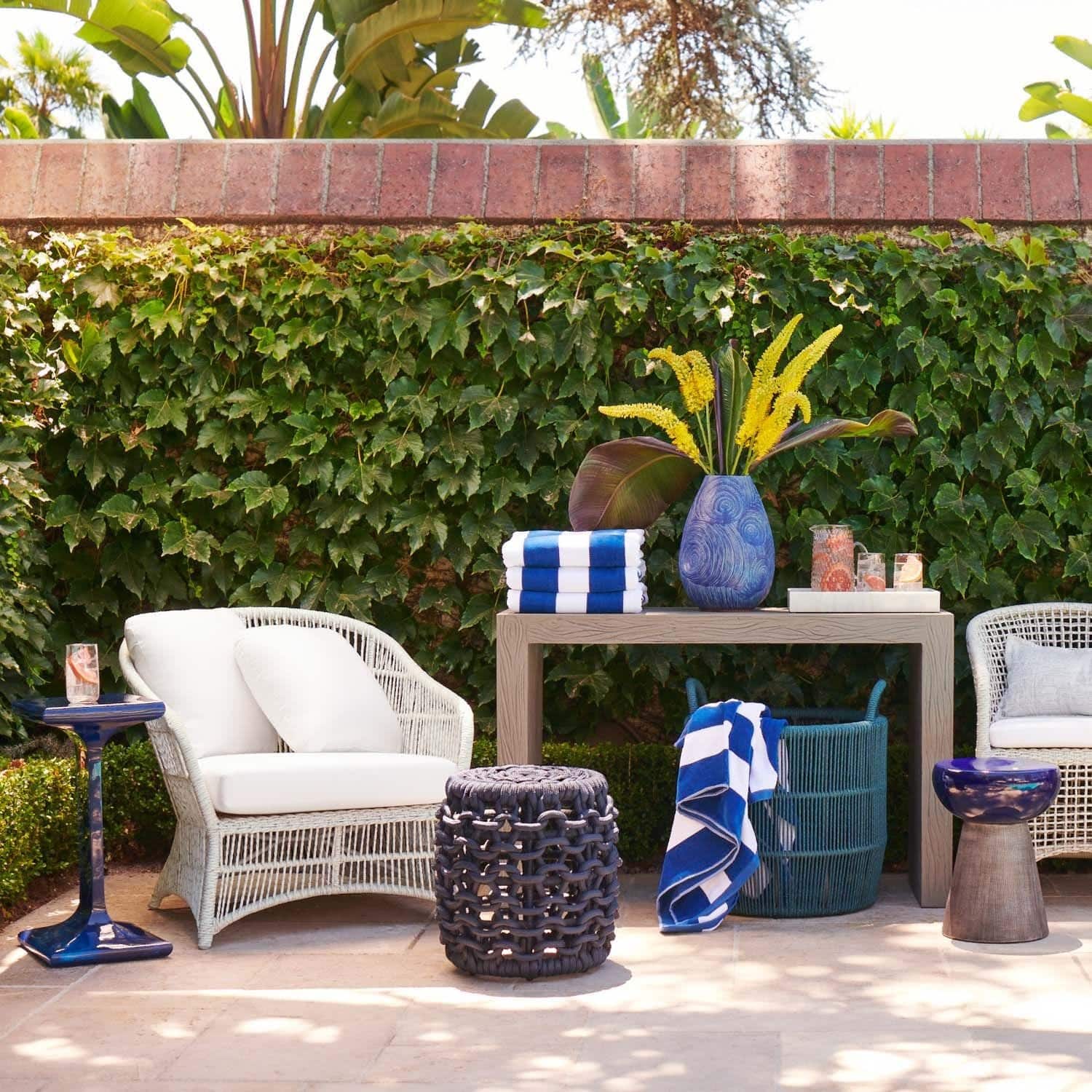 Azure outdoor performance rope chain link pattern stool.